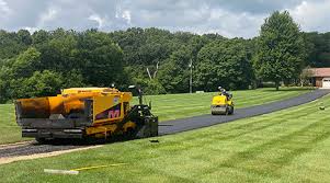 Best Gravel Driveway Installation  in River Grove, IL